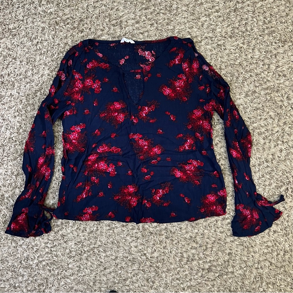 Aeropostale Womens M Shirt Navy Blue Red Floral Cold Shoulder Long Sleeve Blouse